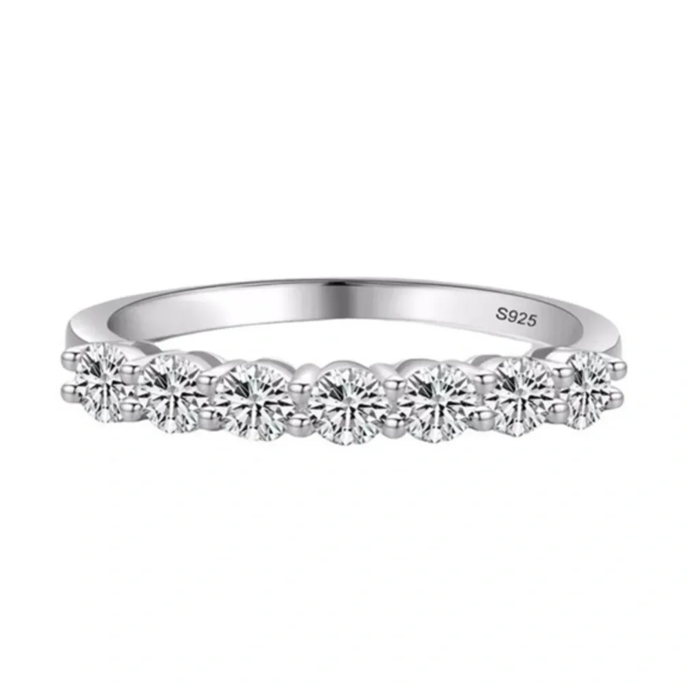 925 Sterling Silver Stackable Round Dazzling Cubic Zirconia Ring